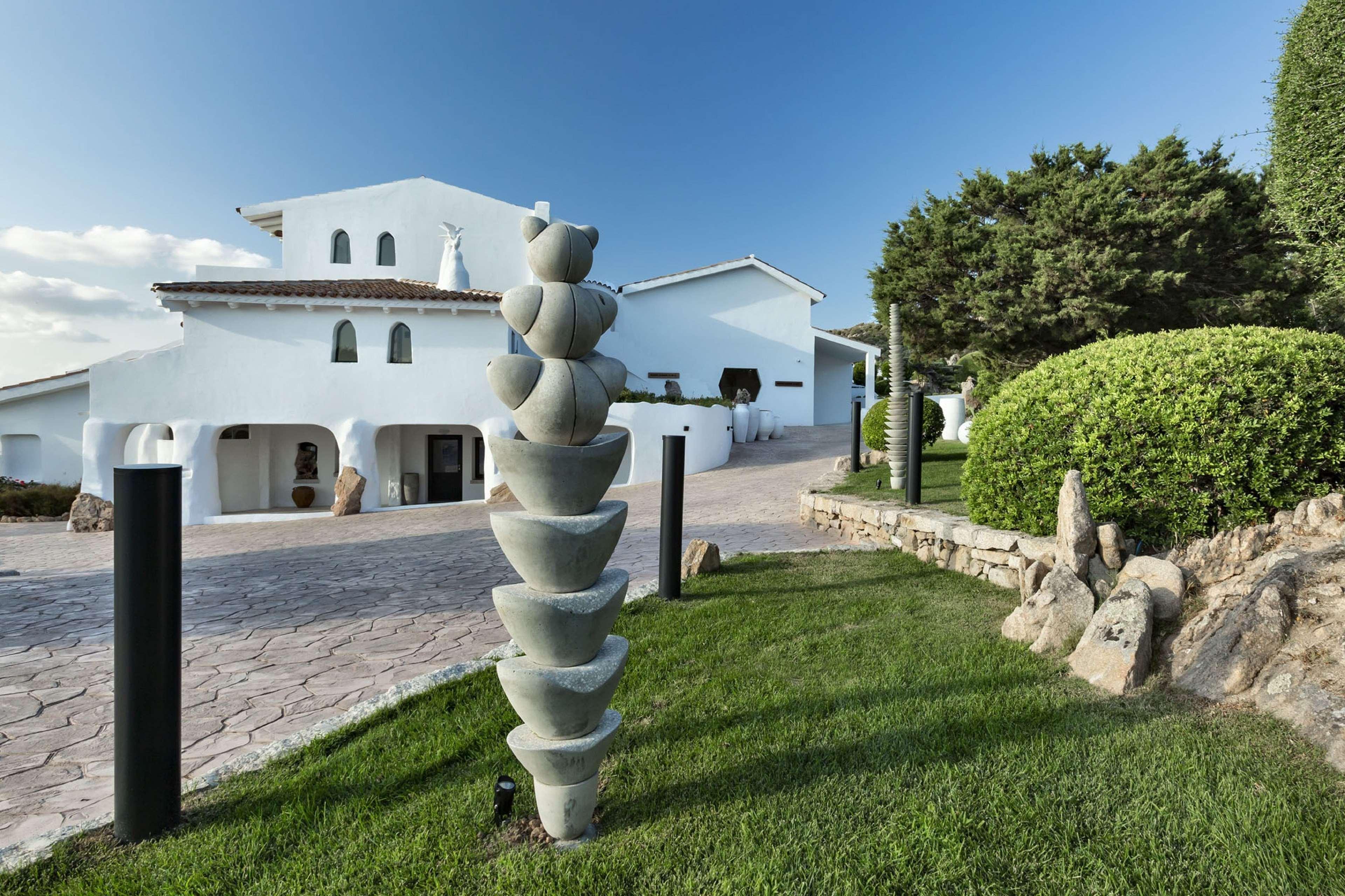 Sulia House Porto Rotondo, Curio Collection By Hilton Hotel Exterior photo